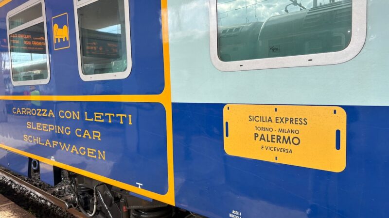 Torna il Sicilia Express, biglietti in vendita da oggi per il treno riservato ai fuorisede